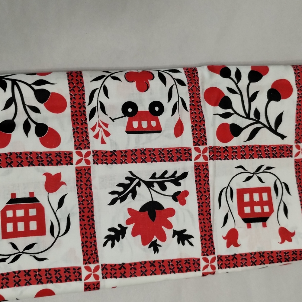 2 ,3/4 x 36 in wide Patchwork Cotton Log Cabin Print.